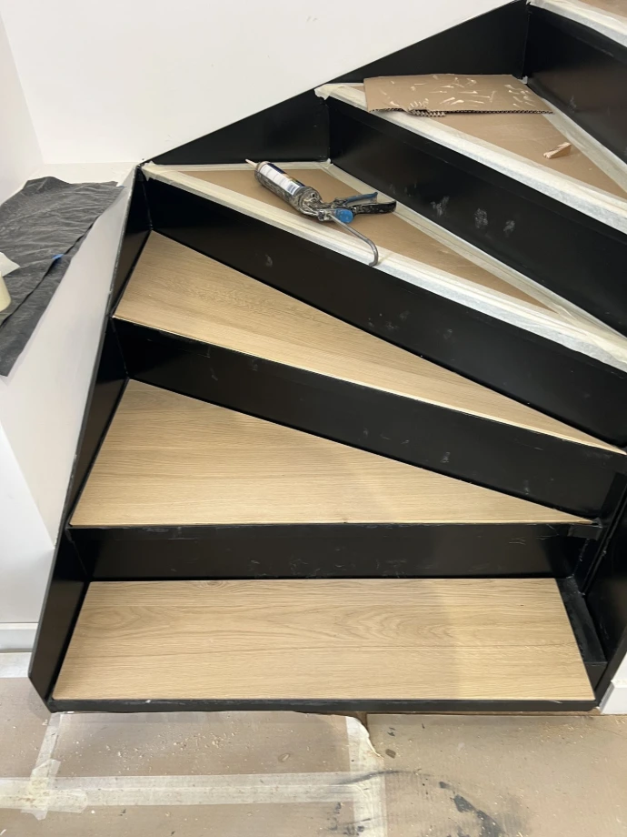 pose parquet escalier bois marche marly le roi